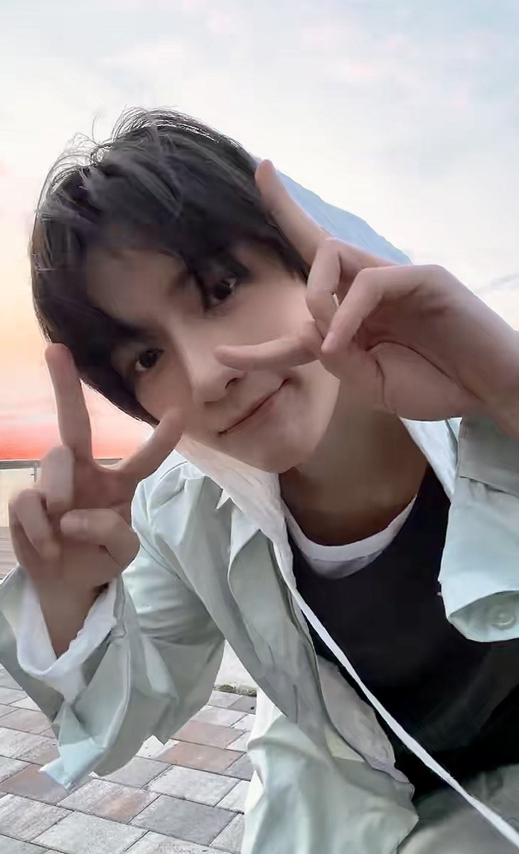 mamaMOA10's tweet photo. こんな可愛いもの見れるなんて今日まで生きててよかった

#BEOMGYU
#TXTセツナハナビ https://t.co/oWYcj6gpJr