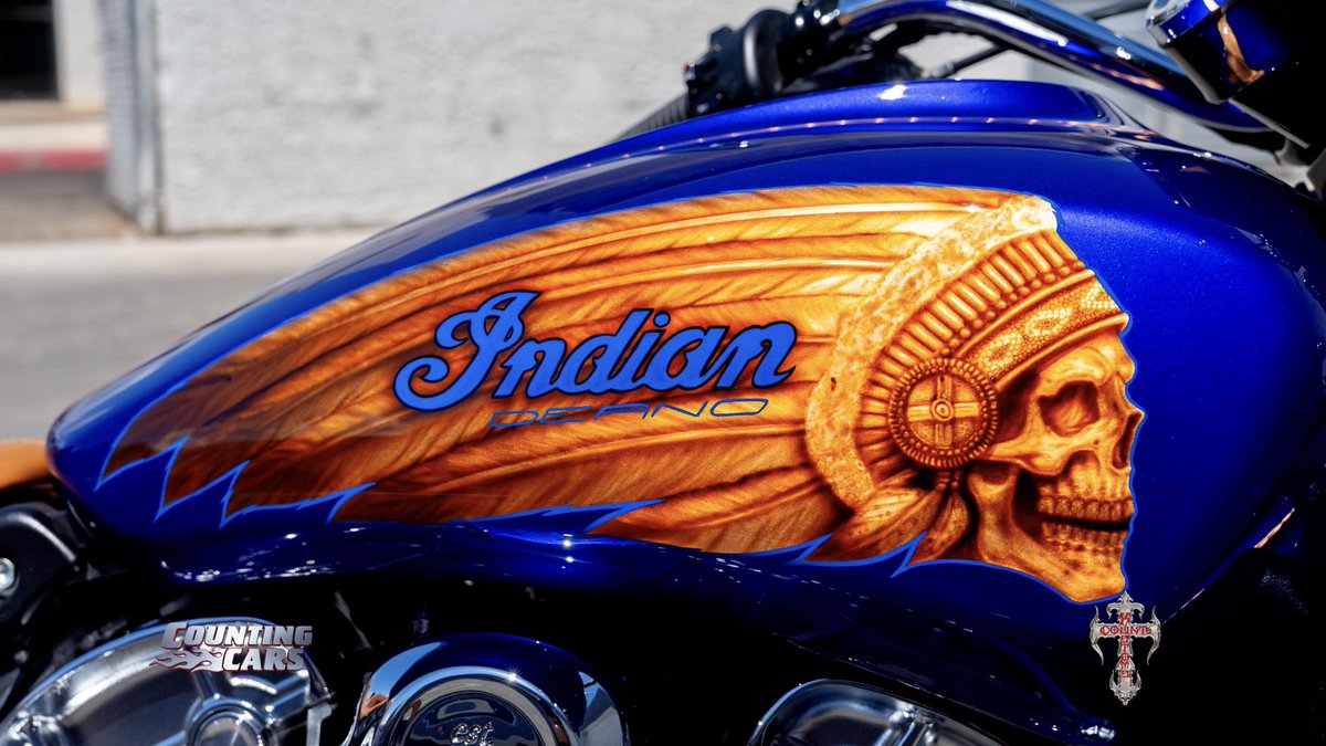 CountsKustoms's tweet photo. Sunday cruising on this 2021 Indian Scout! This new Count’s Kustoms ride has been adorned with a stunning Indian head out of copper leaf, airbrushed to perfection by @RyanAtCounts. Email projects@countskustoms.com to paint your ride here! @DannyCountKoker https://t.co/Ny78PEA0xo