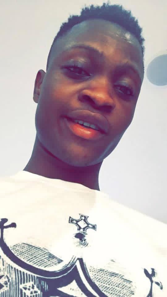 tunmiseadeleke2's tweet photo. I met with the so called Moshood family yesterday one on one and we had an agreement on ow to pay bck … till they make my payment of all my money will keep posting this moshhod till he come out from his hide out https://t.co/QDM56cqlmx