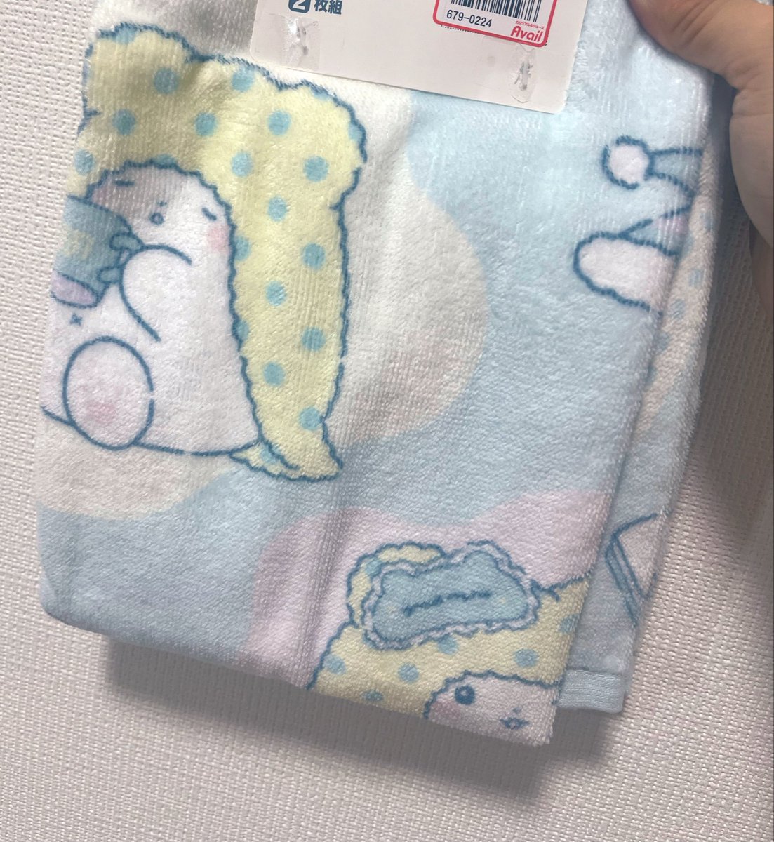 115ichigo15's tweet photo. モップチャン！とポムポム！
モップチャン狙いで行ったのだが、
この部屋着もずっと気になってたし
ちょっと安くなってたからかった🫶🏻
わーい⭐️ https://t.co/64RcnL0KdC
