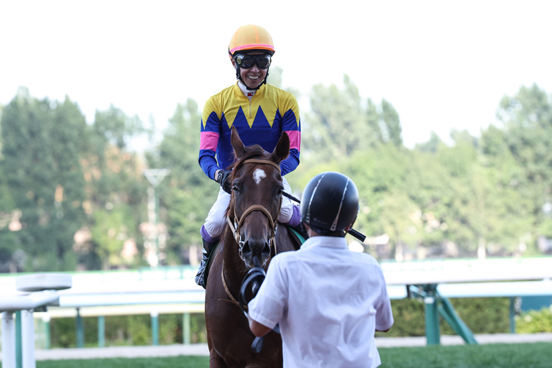 gallop_keiba's tweet photo. 札幌11R、#キーンランドC は5番人気 #��ウンドモリアーナ が優勝🏆
2着争いを尻目に1馬身1/4差抜け出して、2回目の重賞挑戦でタイトルをゲットしました👏 https://t.co/Z0IMxpF7B7