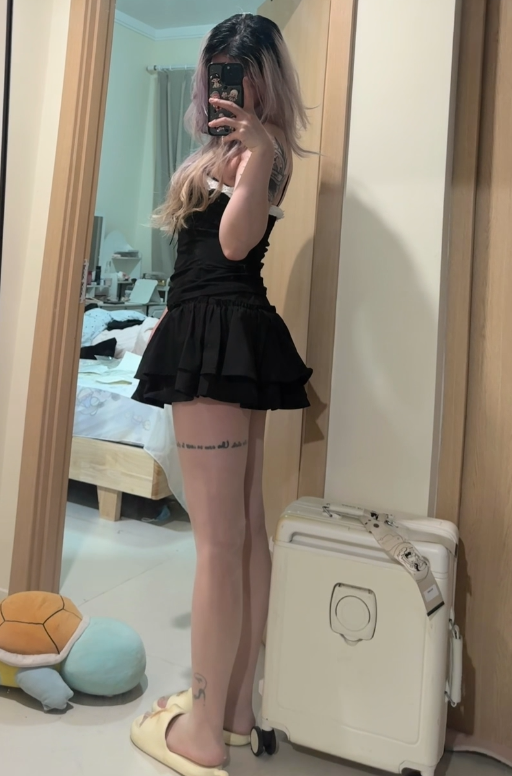 vb171717's tweet photo. 有要的吗 还没干 #OL #街拍 #美腿 https://t.co/iEJMaGUrkN