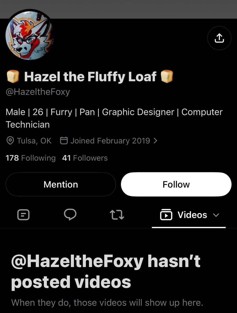 rxadkxllingme's tweet photo. Accidentally stepping on the back of a dudes shoe and his reaction was to kick me in the leg and punch my face.  BEWARE of HazelTheFox. Dangerous and violent. #megaplex #mgplx #beware #fursuitfriday #furry #fursuit https://t.co/OFpD3Tx1QT
