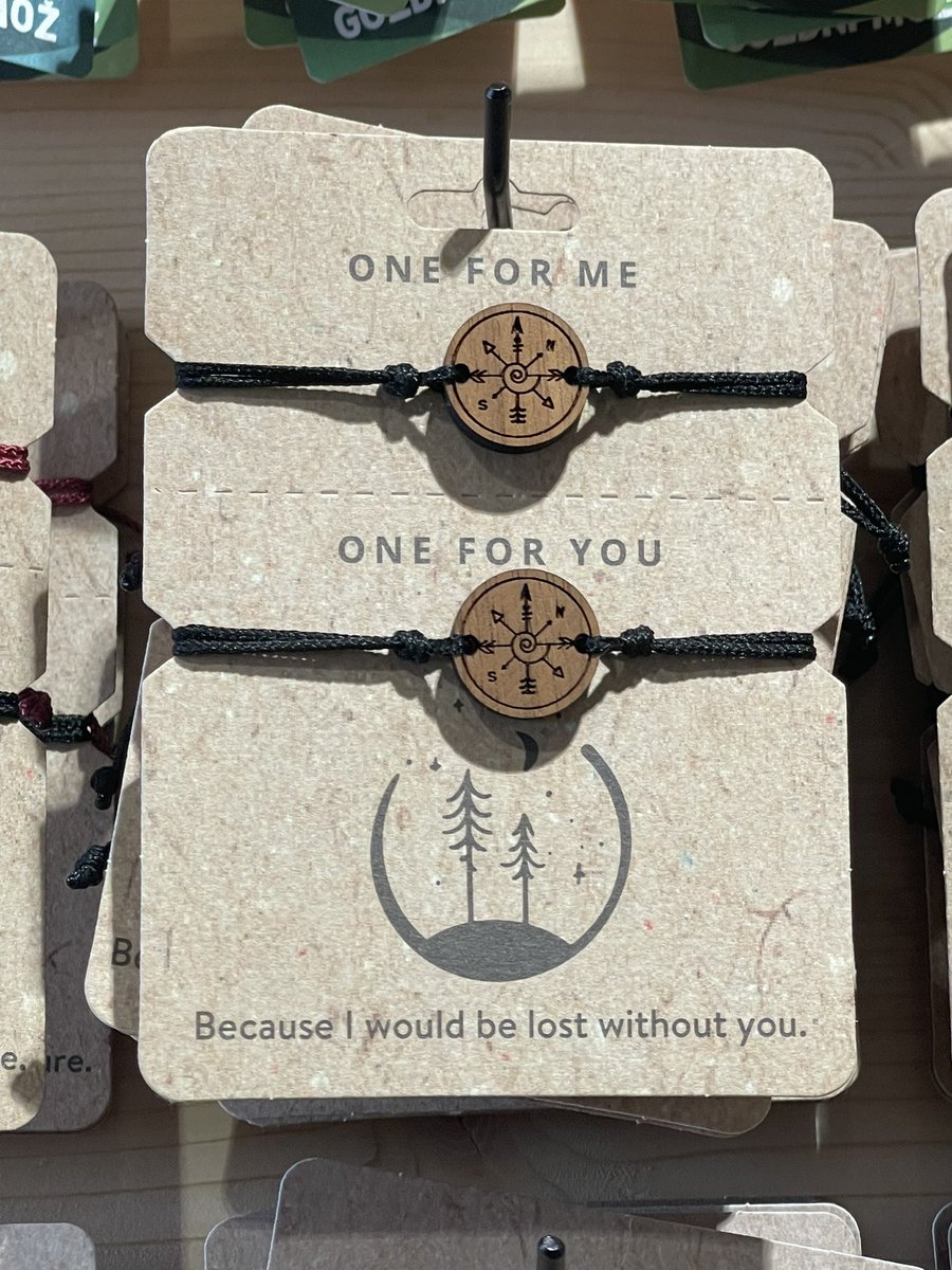L4SNEVADAS's tweet photo. reminded me of a certain duo... https://t.co/EhreBmVgPO