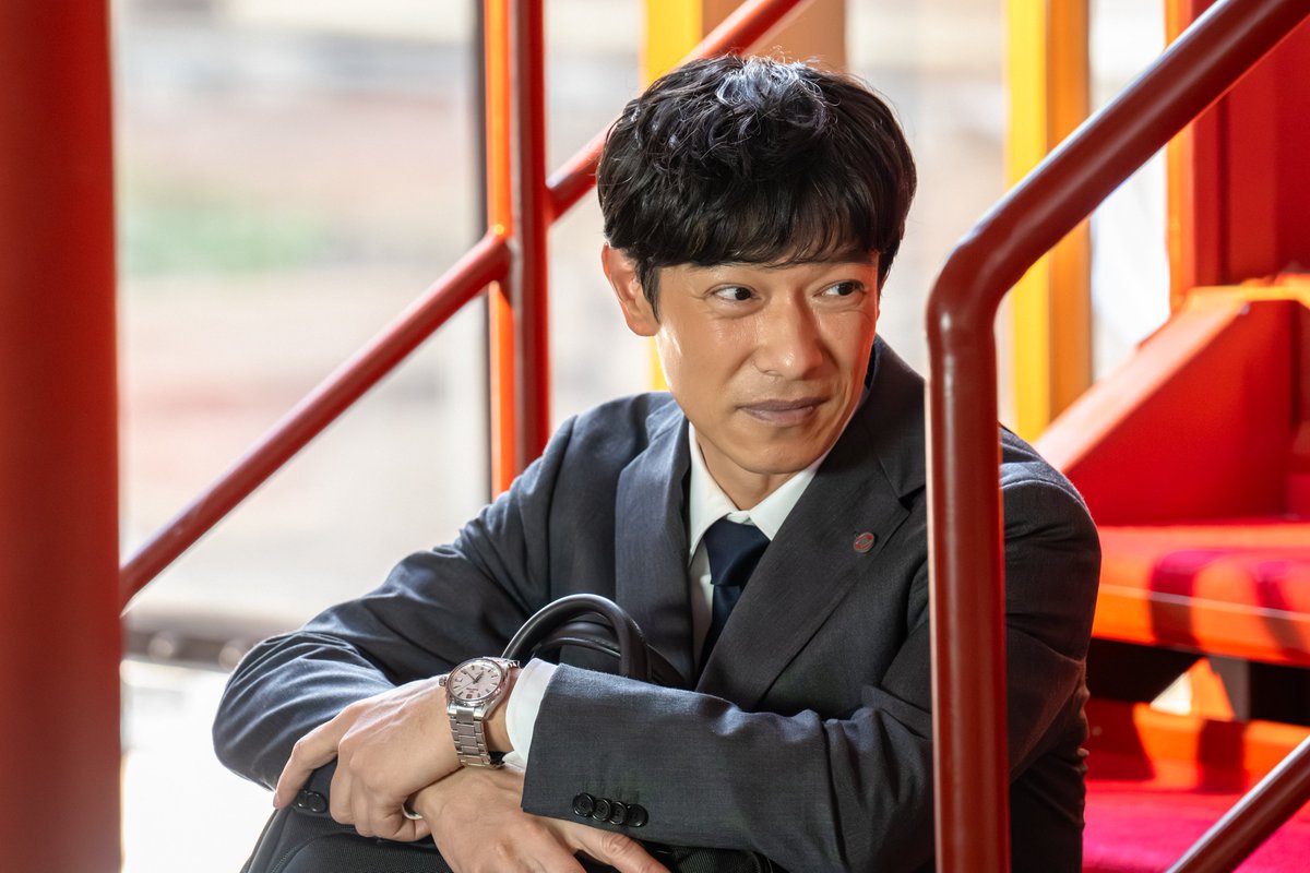 TBS_VIVANT's tweet photo. 🔴 #VIVANT 放送中 ⚫️

神田明神にて
乃木、ドラムを励ます🙌

#VIVANTep15 https://t.co/wVZF7vZbaN