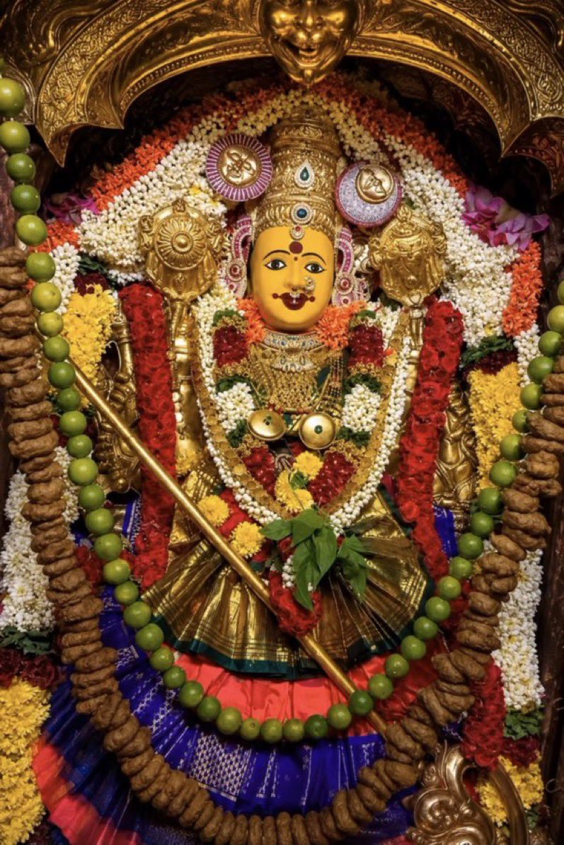 bhumidixit__'s tweet photo. Kanaka Durgamma 🙌 https://t.co/PhngiL9FGV