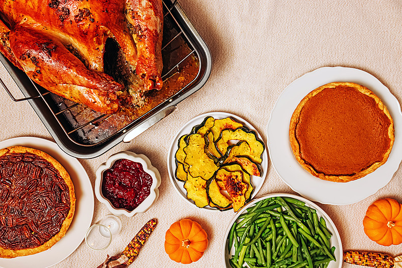 AcousticLicks's tweet photo. Thanksgiving special just dropped! Juicy roasted turkey + pumpkin pie bites are here to cozy up your feast. Limited spots—book now! https://t.co/uebSfvJoFw