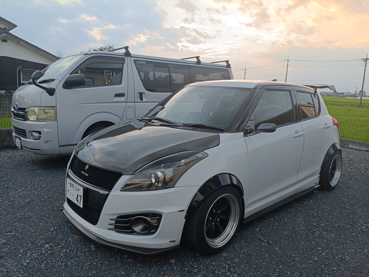 akrspl_evo7's tweet photo. 草木ダムからの帰還
ちょうどいい距離だな、遠くもなく近くもなく https://t.co/mEGsg3XpMz