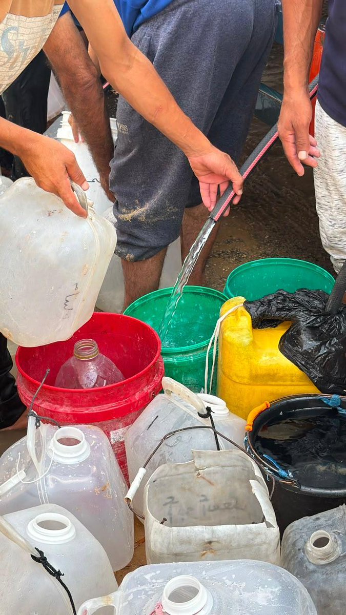 sameerproject's tweet photo. More than half of our content is related to the need for water in Gaza. And that is because water is life!

Give water to Gaza: https://t.co/6l9JFjWInX

The most important initiative for The Sameer Project is water. Palestinians I. Gaza are getting around 5 liters of water per day when the minimum amount of water in conflict stated by the UN is 15 liters. 

So in Gaza, people get 30% of the minimum amount of water needed. That is truly insane and unacceptable. The Sameer Project was doing half a million of liters per day and we had to recuse that due to lack of funds. We need at least $5,000 daily to go back to that number.

We can help quench thirst by providing consistent support. Sign up to our monthly donations through the Food & Water Campaign today: https://t.co/6l9JFjWInX

Other ways to donate include:
https://t.co/OmIU4SifDD (Paypal option, please make sure to add a message saying "WATER")
https://t.co/WNZu0ERJci (Venmo option, please make sure to add a message saying "WATER")