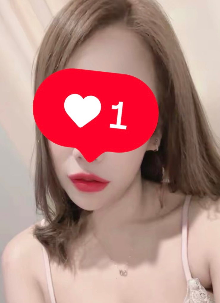 OlenBlacketer's tweet photo. 🧚​ โลชั่นผิวหอม นุ่มละมุน
บอกลาผิวแห้งที่ไม่ค่อยนุ่ม
ทาแล้วผิวดูชุ่มชื้น น่าสัมผัส 🧴
กลิ่นหอมละมุนติดทนนาน

#ยะลา #นวดยะลา
ID: fern7879 https://t.co/e47SwOicYW
