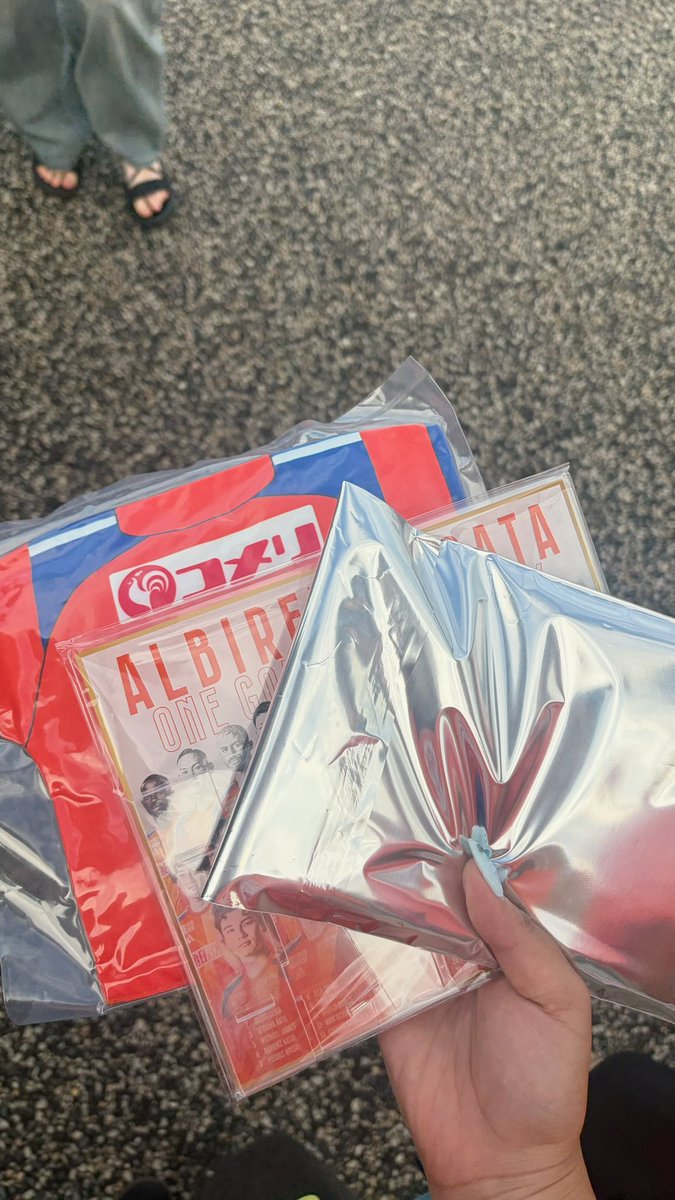 alblover25's tweet photo. 2026.08.15
アルビレックス新潟 vs 北海道コンサドーレ札幌

2-1 WINNER: アルビレックス新潟

ゴメスが円陣後に走る姿が見たくて、
動画回してて、無事記録完了🙆‍♀️
勝てたけど、ゴメスのゴールも見れたから嬉しかった💫

※時差投稿です。

 #Jリーグ  #albirex  #コンサドーレ札幌 https://t.co/skZaVerggn