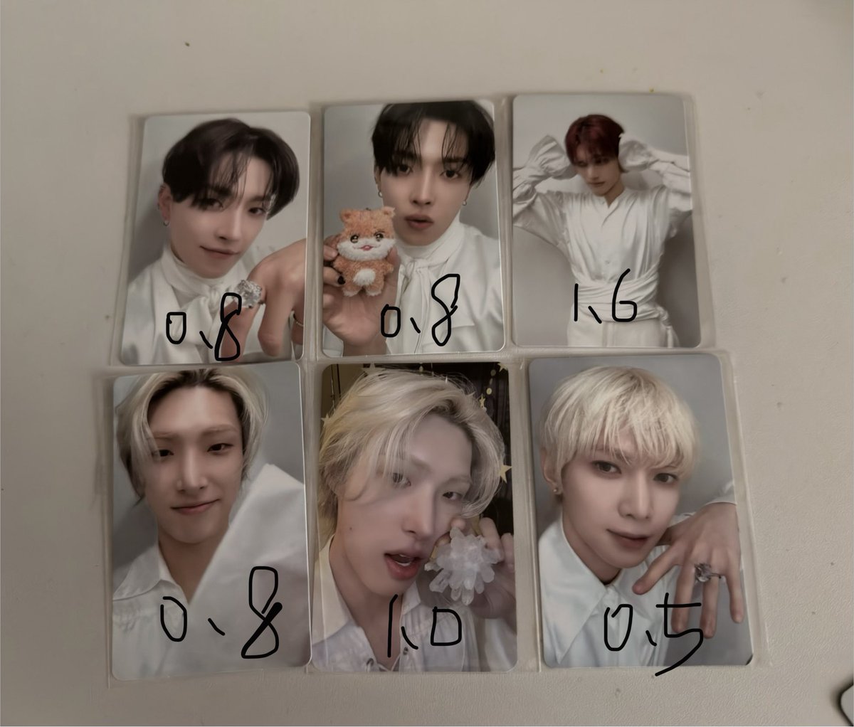 aiceL_Z's tweet photo. 에이티즈 애니티즈 인 데자부 팝업 포카 양도

배송비0.2
https://t.co/5mn4SNZvsT

에이티즈 ateez 홍중 성화 윤호 여상 최산 산 민기 우영 종호 PC sell photocard hongjoong seonghwa yunho yeosang San mingi wooyoung jongho wts https://t.co/q3ZWrGzQ51
