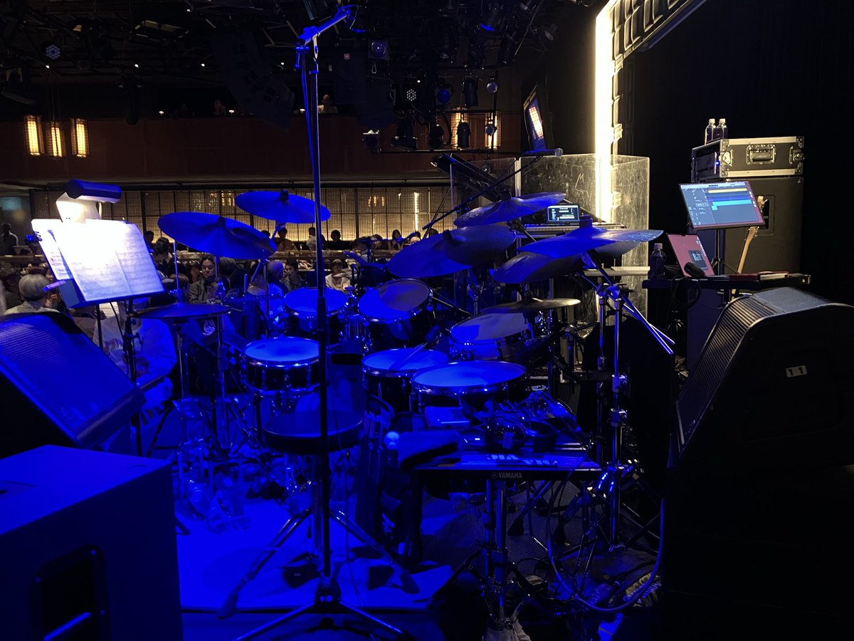 matsudalex's tweet photo. 久しぶりの矢野顕子さんのライブ。昨年は直前にコロナ罹患し泣く泣くキャンセルした経緯もあり、本日のライブはひとしお感動しました。Will Leeの「海男と瑠璃亜」の日本語ボーカルや、Beatlesの「Here Comes the Sun」、「Rydeen」、「在広東少年」など、新旧織り交ぜた素敵なナンバーばかりでした。 https://t.co/ORxThS3mGP