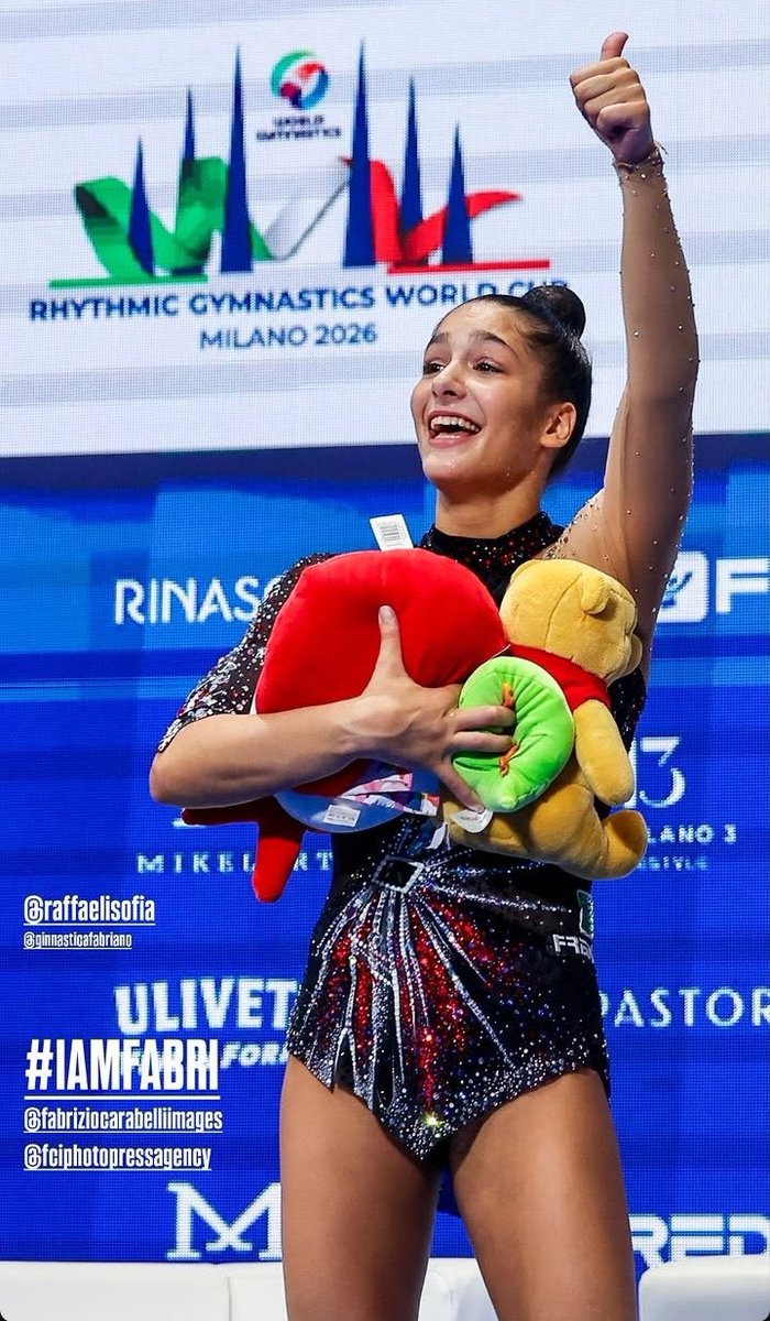 I__DUNCAN's tweet photo. Gymnasts might need an extra suitcase just for all their new friends 🧸 https://t.co/t8lT8lKPS1
