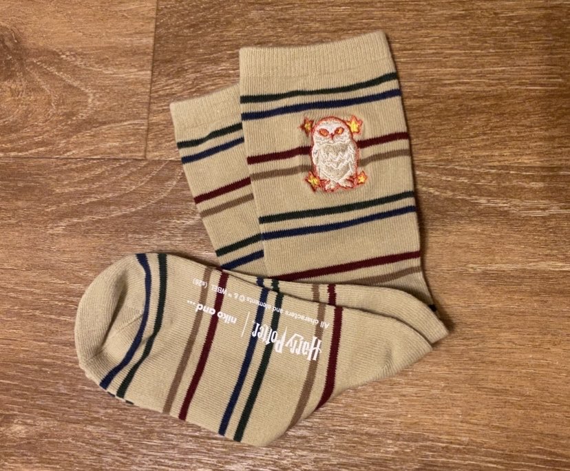 arien_6115's tweet photo. バニラズの現場に履いていきたくて買ってしまった、可愛い💛💚❤️💙 https://t.co/rxxsZHhW7p