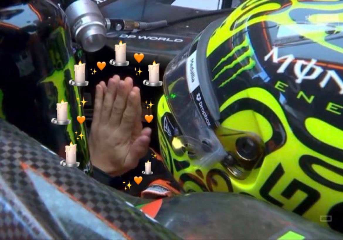 heyhihellomay's tweet photo. hopefully this duo becomes real today 🙏🧿 https://t.co/6vzV6jSiAl