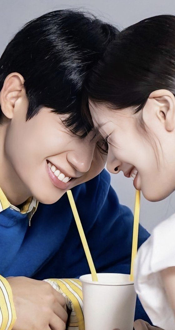 chii888vipkkk's tweet photo. 🦦💜🐰

🦦💖🐰

#JungSoMin #JungHaeln
#LoveNextDoor https://t.co/IwEme4GLj4