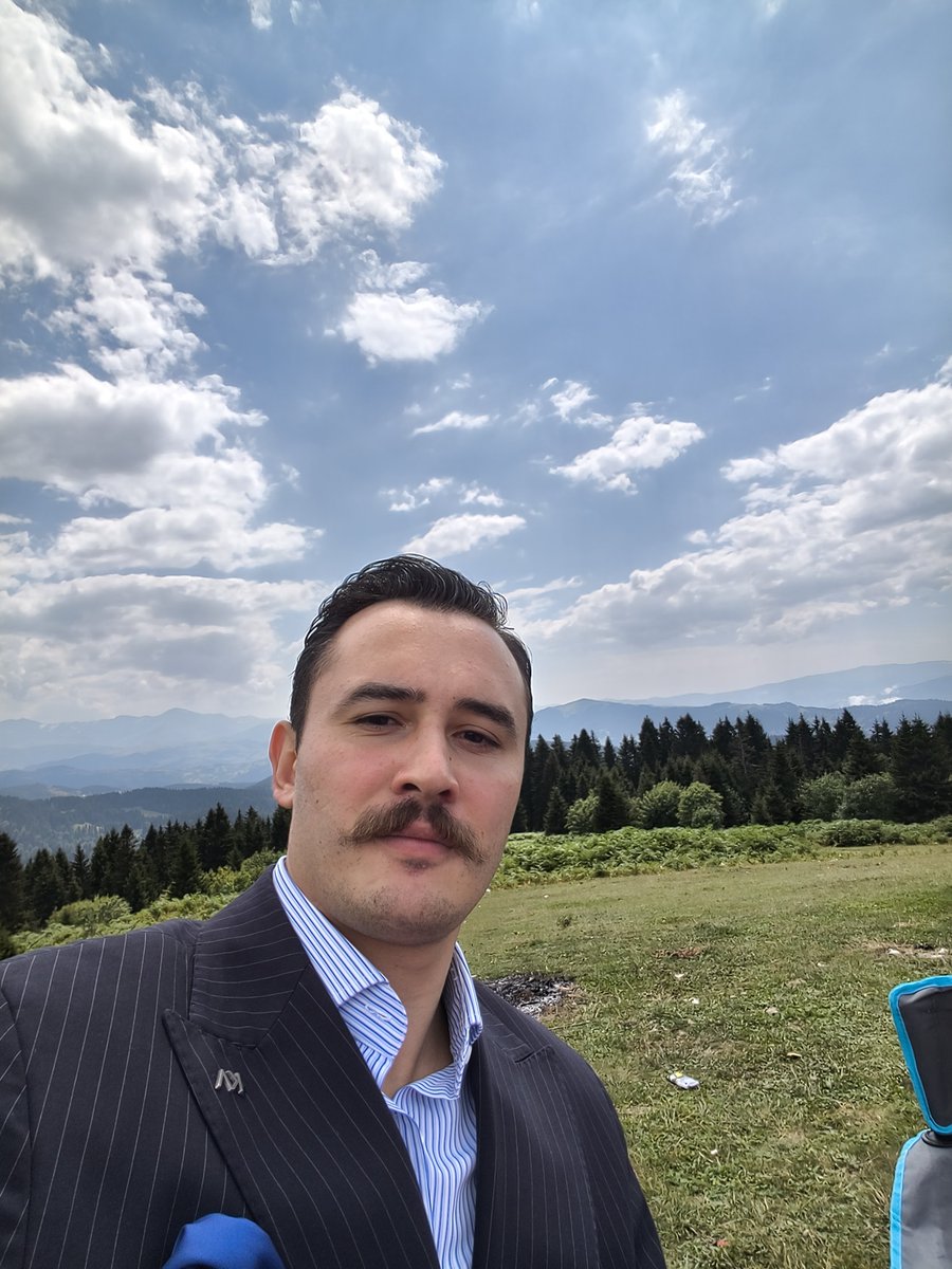 ysnksck's tweet photo. Başkan bu hava direkt elhamdülillahlık ya https://t.co/Hdfb1jnOQR