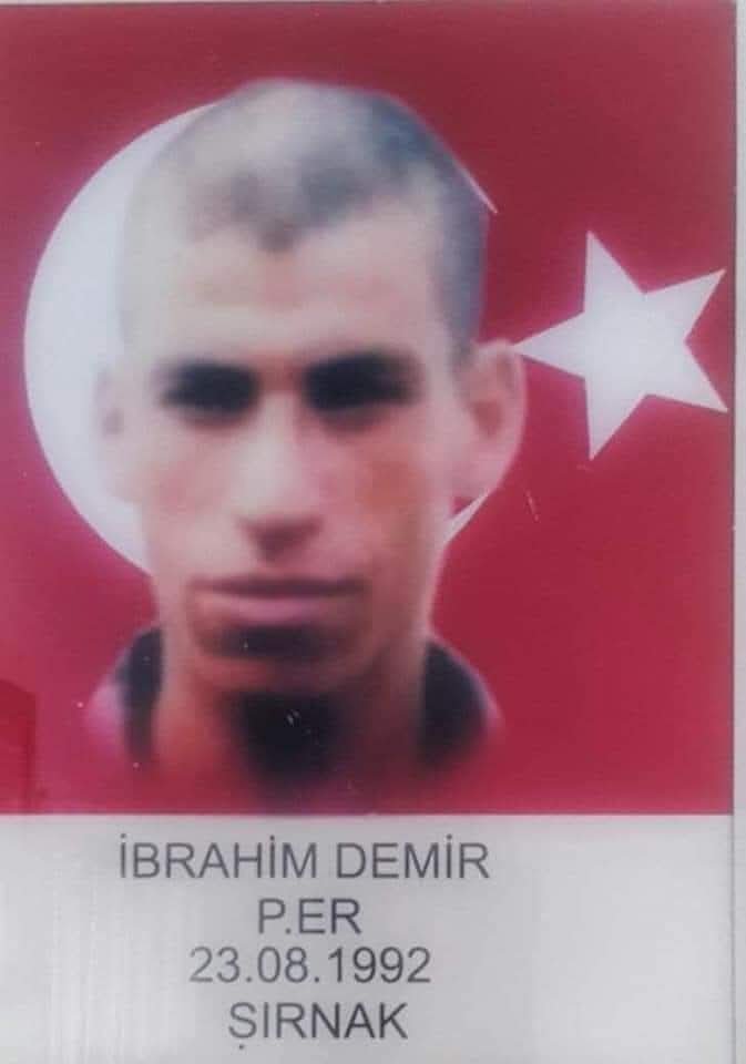 Aziz68584555's tweet photo. 23.08.1992 yılında teröristlerle girdiği çatışmada şehit düşen amcam oğlu İbrahim Demir, şehadet yıl dönümünde rahmetle ve  minnetle anıyor mekanı cennet ruhu şad olsun inşallah https://t.co/8kTGn30SZV