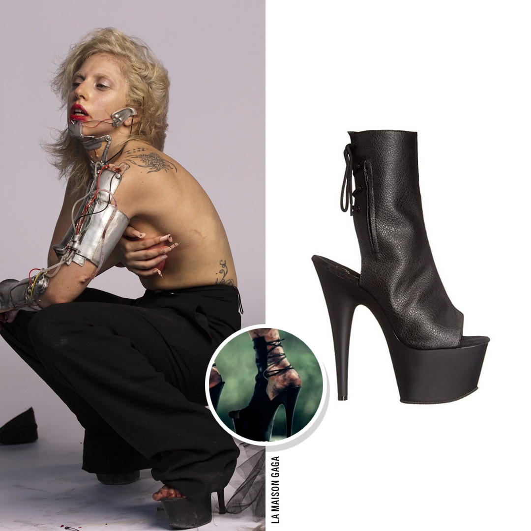 lamaisongaga_'s tweet photo. She also wore vintage #FranceLook "Rio 24" sunglasses from @VintageFrames, a @Chanel crystal logo brooch, custom robotic nails by #MarianNewman and @PleaserShoes "Adore-1018" leather boots! https://t.co/MkGXdJdVhq