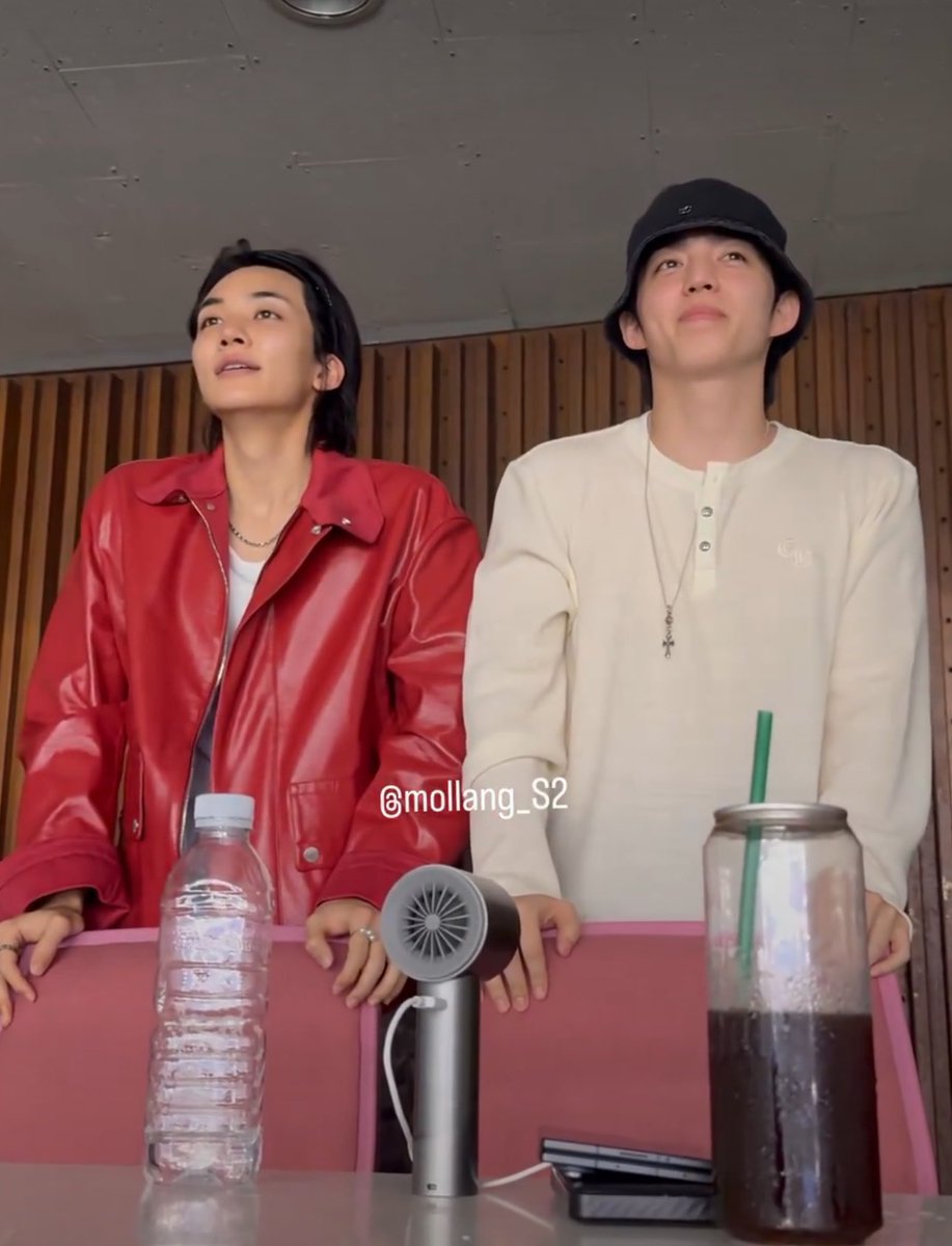 yoonz1n004's tweet photo. just so satisfying to see them together like this, like it's all i've ever wanted in life and i'm good i can be at peace https://t.co/peYo3nvOVs