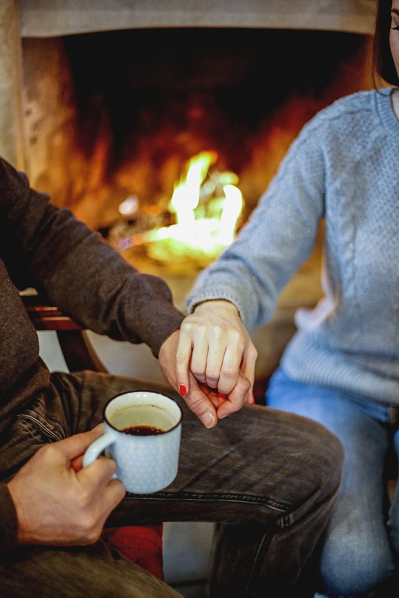 Ponraj26014672's tweet photo. Missing my person across the miles, but a late-night video call u0026 shared coffee taste like we’re right here together. ， https://t.co/K9PH0yHHDW
