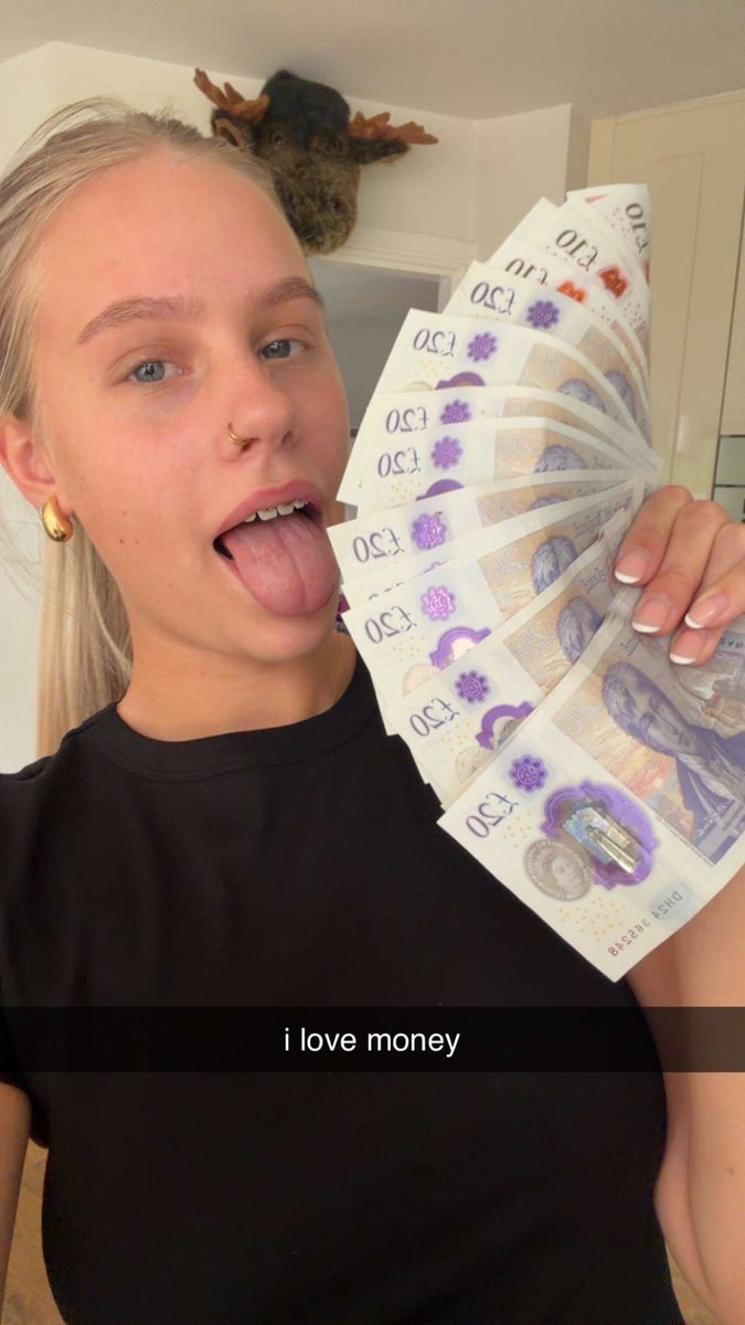 evierosec7's tweet photo. Looking for an obedient pay pig to pay my bills🥰🐷 #paypig #sugarbaby #girls https://t.co/M48mHjffas