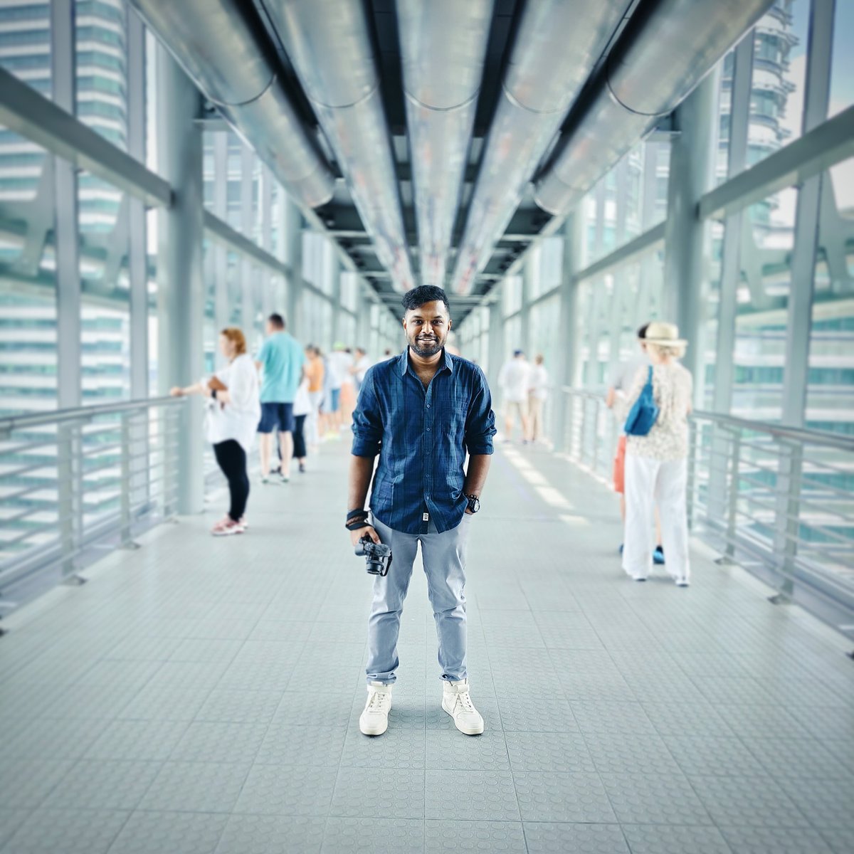 gama_skainer's tweet photo. MALAYSIA …. Petronas Towers, Petronas Motorsports, F1, Sony https://t.co/Vhed6FtiZ8