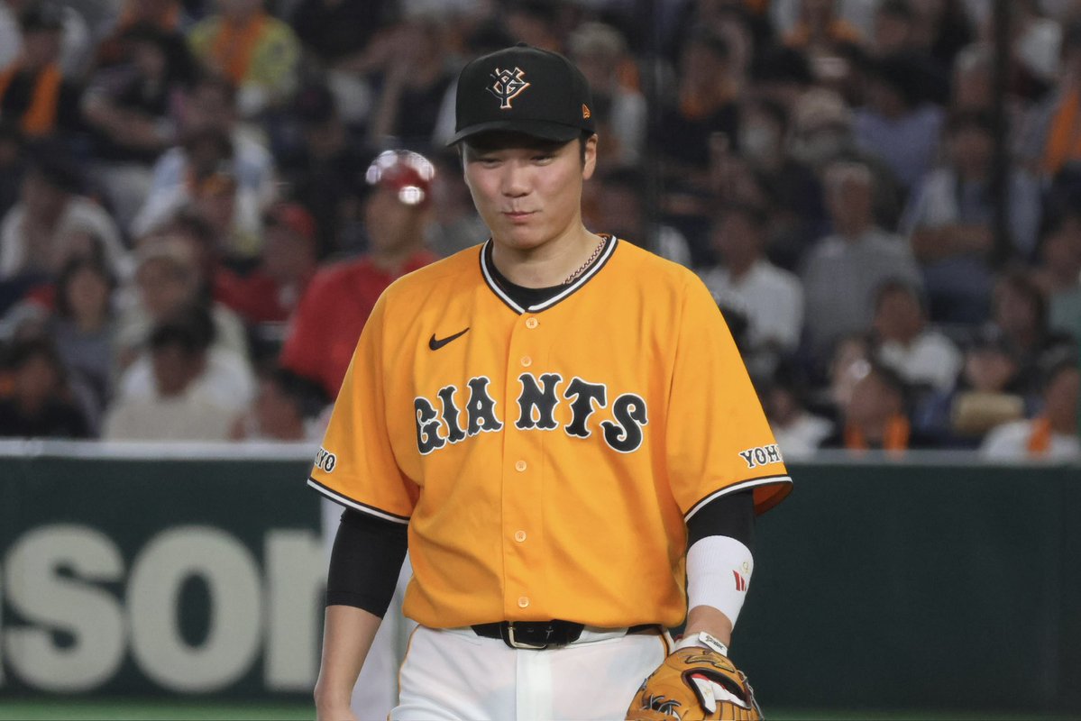 yamaiwaotama's tweet photo. とてもあざとい37歳
📷2026.08.23 東京ドーム
#坂本勇人 https://t.co/b9UWAfC6Wa