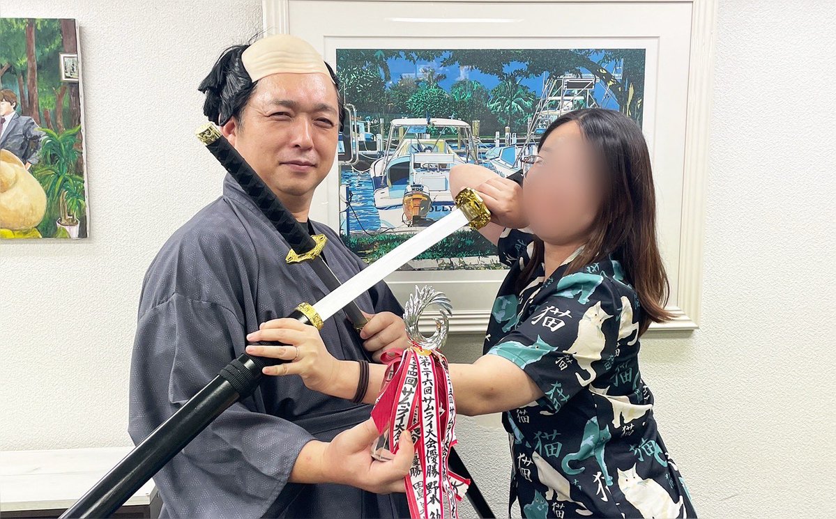 2525jun_jun's tweet photo. ワンダフルデイズでサムライ大会ってのを開催。
私も侍の格好で出場して、私より上の順位の方に全員プレゼント、という趣旨。

最終戦のまえに、トビラス2回を含む、4434でぶっちぎりの最下位。最後にトップをとり少しだけ順位をあげたけど、この様子だと火曜日のプロリーグが思いやられる😭 https://t.co/NBPynuq1zE