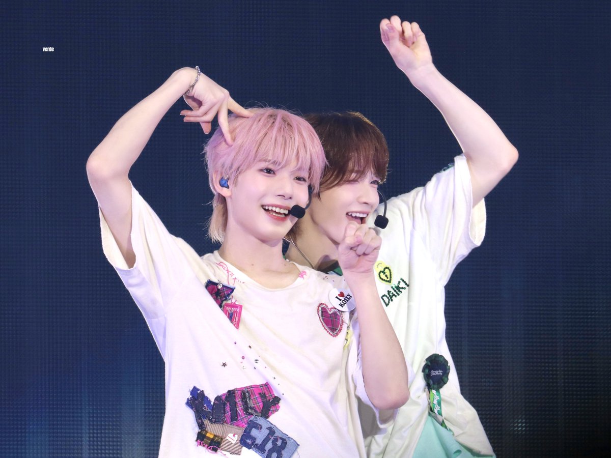 verde_dk's tweet photo. 260823 デカ猫🐱💚🩷

#KO1KEYZ #코이키즈
#加藤大樹 #DAIKI #다이키
#矢田佳暉 #YOSHIKI #요시키 https://t.co/NRmDOsg8PO