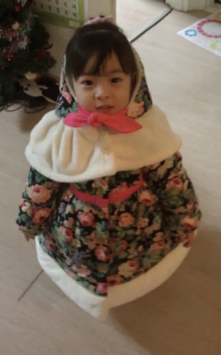 ecd25b's tweet photo. #리마인트친소 #리센느트친소
같이 센느얘기하실뿐구해요(메랑트위주 
말 많아도 ㄱㅊ으신 여성분들만!! 
메랑하는 계정입니다 그림도 가끔 그려요 ^ㅁ^ V https://t.co/C1s5VgrIqh