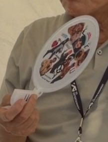 jiyongvamp's tweet photo. You can see Gdragon’s dad holding one of the freebies someone gave him I’m crying 😭 https://t.co/Sz1pH8GbBq