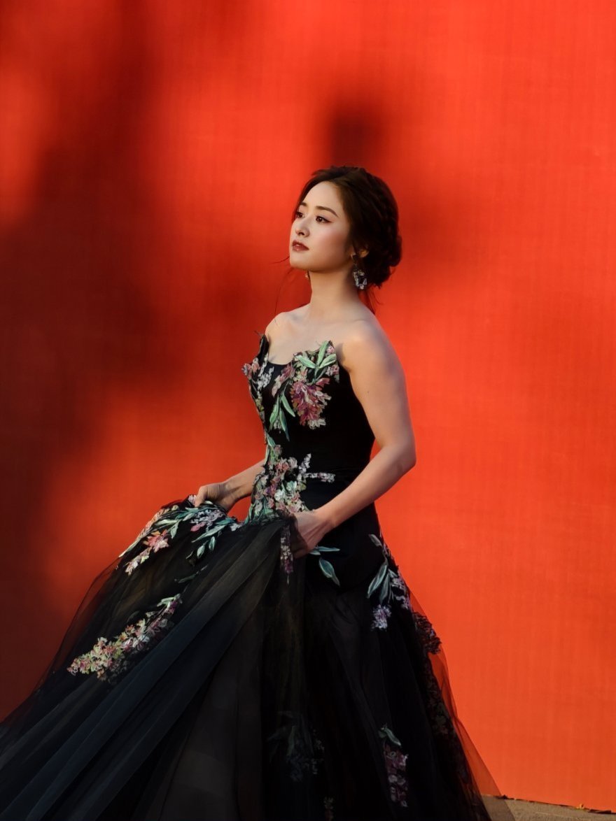 ShenYue_TH's tweet photo. ✨🎬 Shen Yue at the 21st Changchun Film Festival China 2026 🌙
Red Carpet 
So gorgeous
เสิ่นเยว่สวยมาก
#ShenYue #沈月 #เสิ่นเยว่ #ChangchunFilmFestival https://t.co/BKj6LDwZ4X