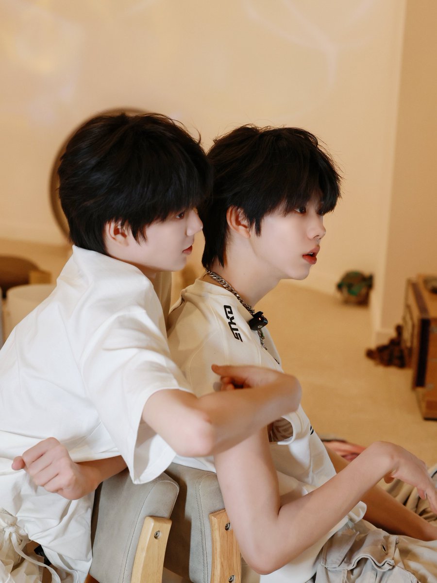 TFENT_OFFICIAL's tweet photo. Duo Day-Out Snapshots Revealed! 📸✨＃TFFAMILY https://t.co/SE5h8j0IDR