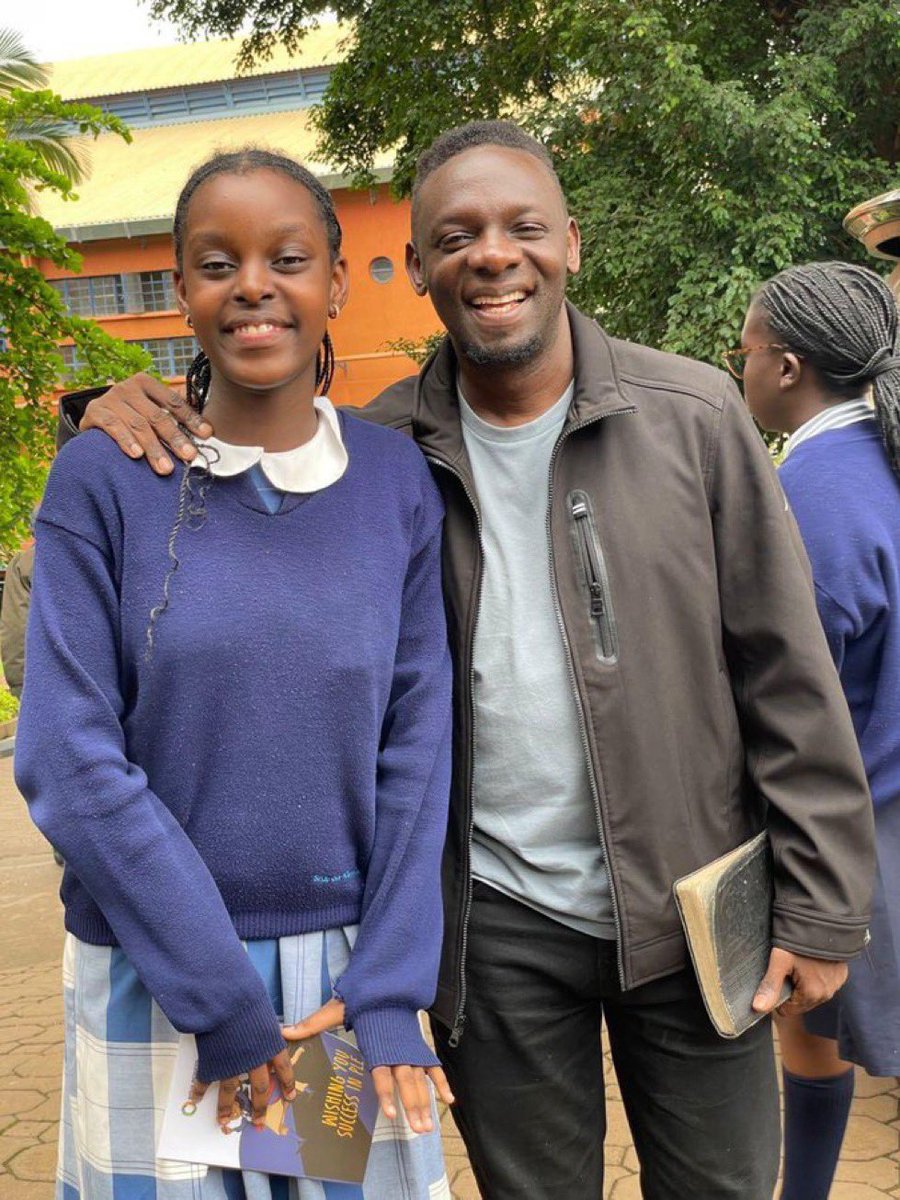 kampalasfinesst's tweet photo. Sunday is for church https://t.co/gtc2v9KFiS