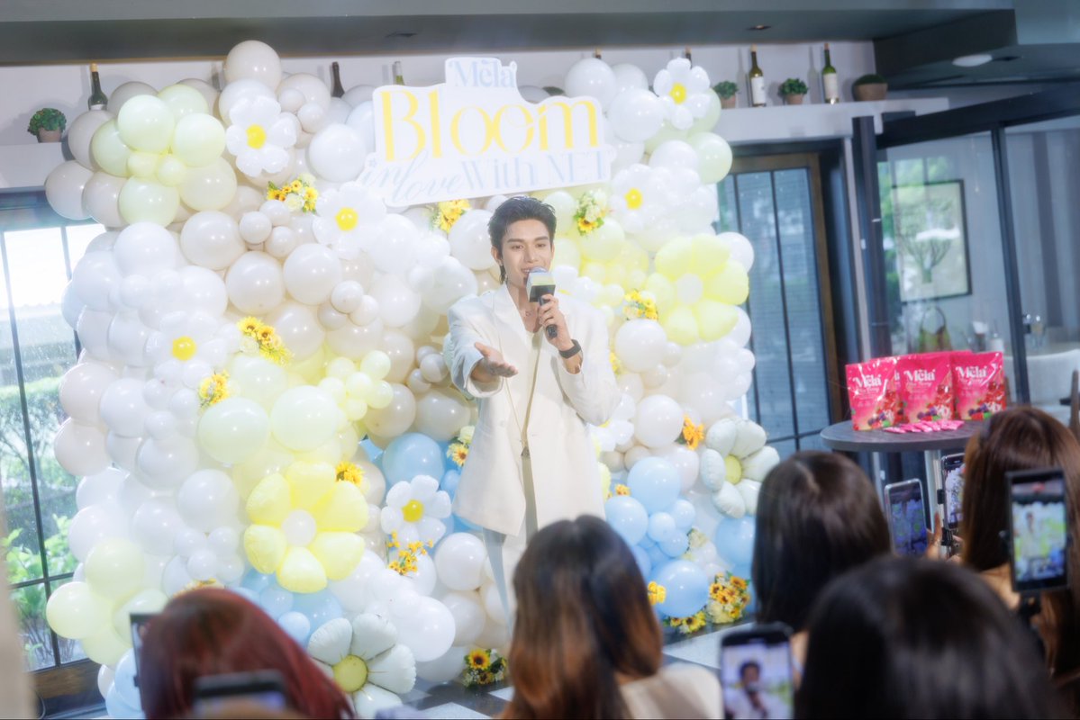 Mela_Brand's tweet photo. 𝐌𝐞𝐥𝐚 𝐁𝐥𝐨𝐨𝐦 𝐢𝐧 𝐋♥𝐯𝐞 𝐰𝐢𝐭𝐡 𝐍𝐄𝐓 🐰💓

BLOOM IN LOVE WITH NET
#MELAxNET

#netsiraphop
#MeLa #MelaThailand https://t.co/YsfOiCaPXd