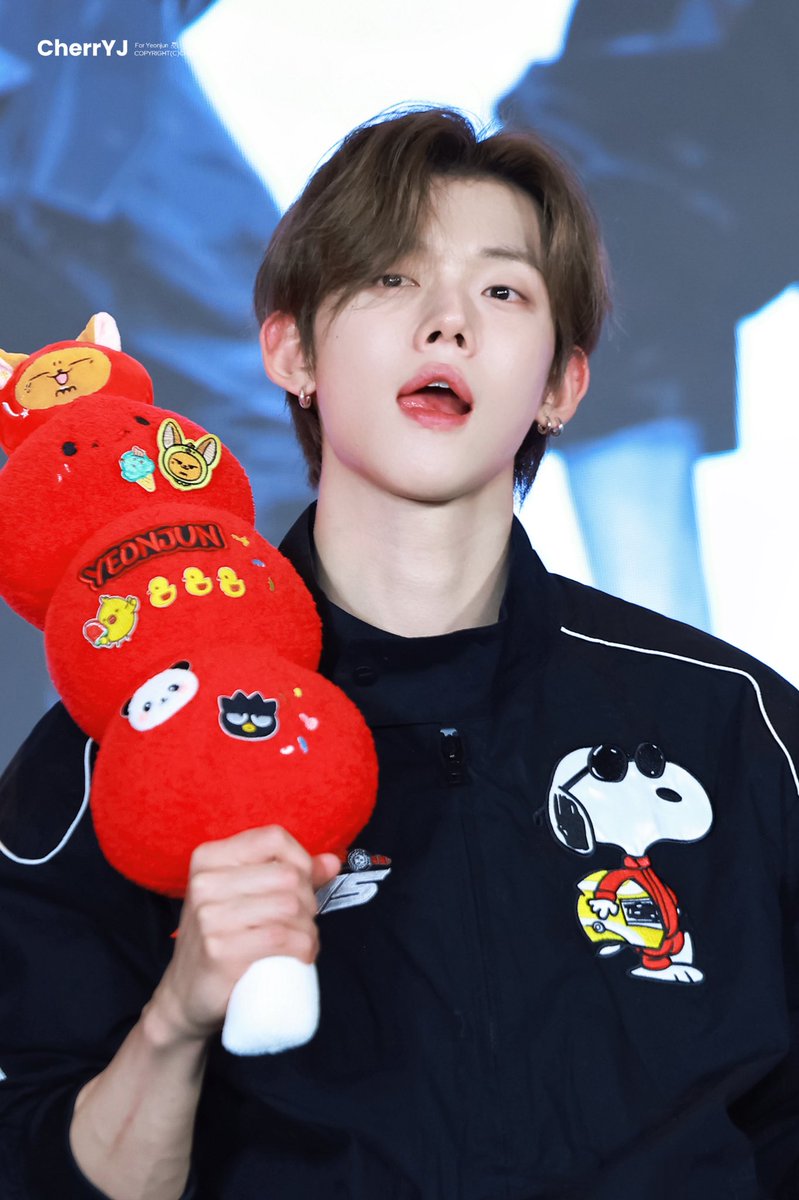 CHERRYJ_0913's tweet photo. 260823 🀄️

#연준   #YEONJUN   #ヨンジュン 
#TXT #투모로우바이투게더 https://t.co/DfP4r5iOPR