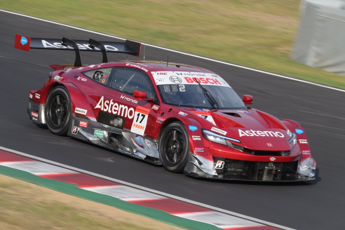 anchiy1005's tweet photo. SUPERGT Rd.5 鈴鹿決勝日🏁
結果は2位表彰台でした🥈
プレリュード同士の熱く激しいトップ争いバトル。
目が離せないレース展開に終始釘付けになりました。
PPスタートで悔しさも残る結果となりましたが、確実に速さを魅せた17号車への期待は更に高まったと感じます🔥
ファンの皆様も沢山のお声がけ、応援をありがとうございました✨