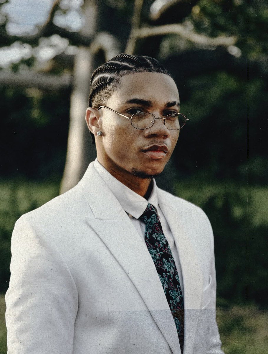 kk_rasta1's tweet photo. New Album from Golden boy
#WDWGFH @KiDiMusic Let’s stream 

https://t.co/hQSGFuax1v https://t.co/0C6rRH2BOB