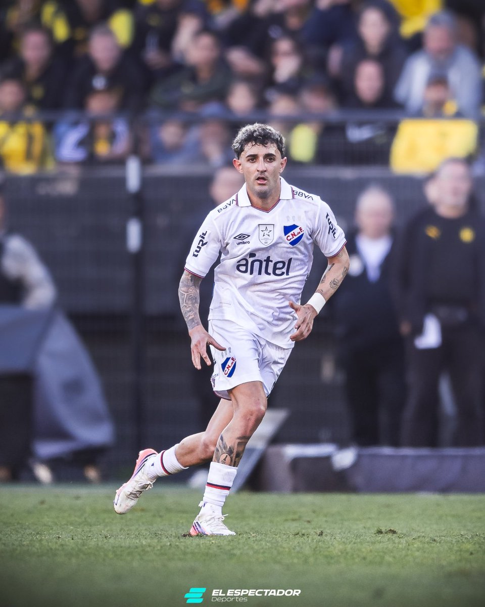SomosNacional1's tweet photo. Llegó y 4 días después ganó un clásico.

Gastón Martirena. https://t.co/8ClW1C9c9N