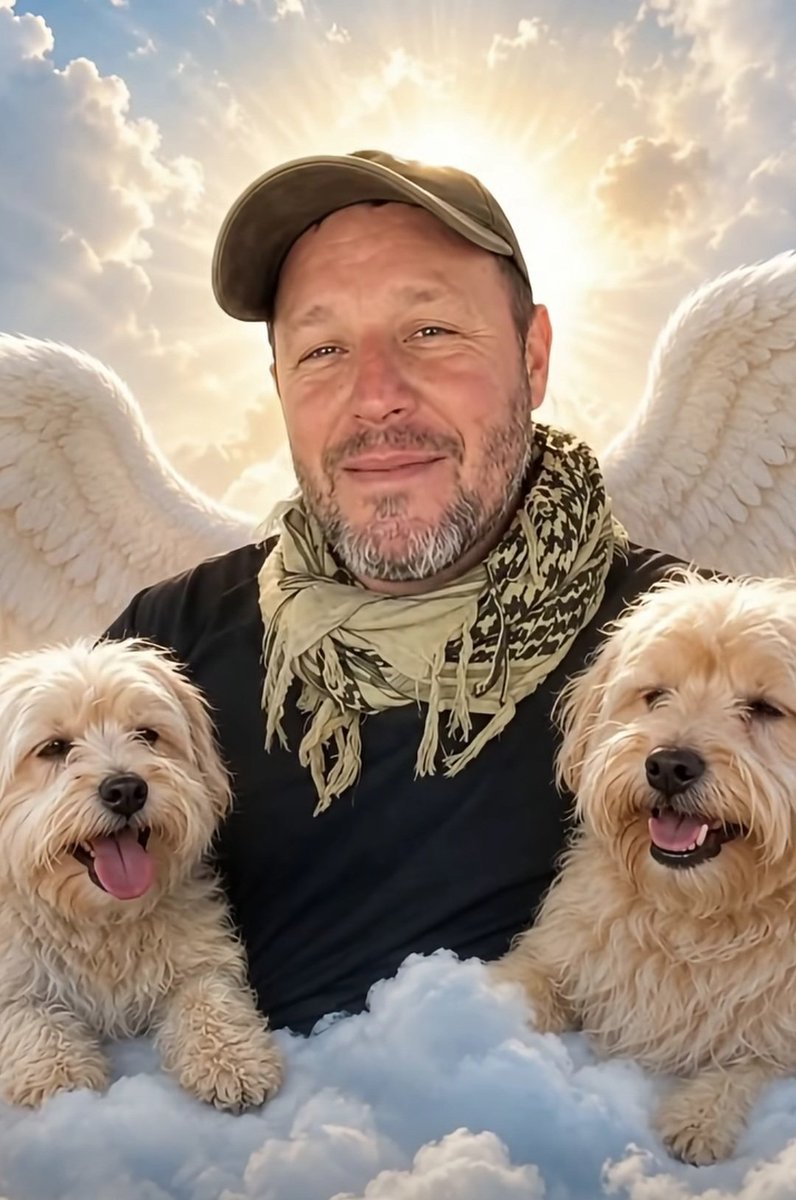 Somosngeles1's tweet photo. Que tristeza cuando las personas buenas se van 🥹 un angel se fue al cielo dejando un inmenso dolor 😭 Sólo quisiéramos que los que aman y defienden a los animales fueran eternos por qué hay demasiada gente que se dedica a lastimarlos, Descansa en paz polaco, héroe de los peludos https://t.co/OC3ru6n7ux