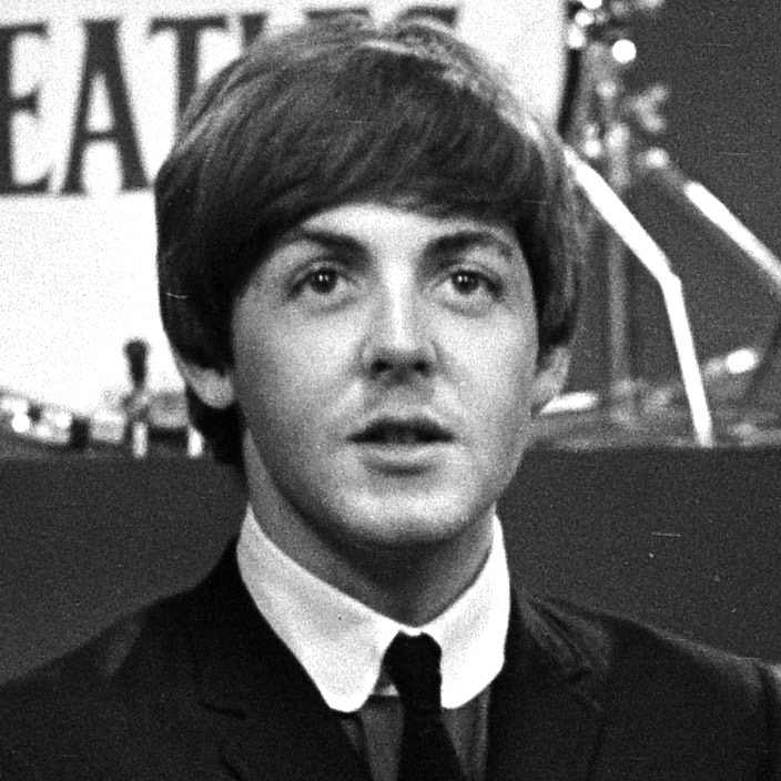 igormirandasite's tweet photo. Há 57 anos, surgia o rumor de que Paul McCartney estava morto, sendo trocado pelo sósia Billy Shears. A história apareceu em um jornal universitário nos EUA, indicando que os álbuns dos Beatles teriam pistas sobre o óbito, supostamente ocorrido num acidente de carro em 1966. https://t.co/xtsyfY355c