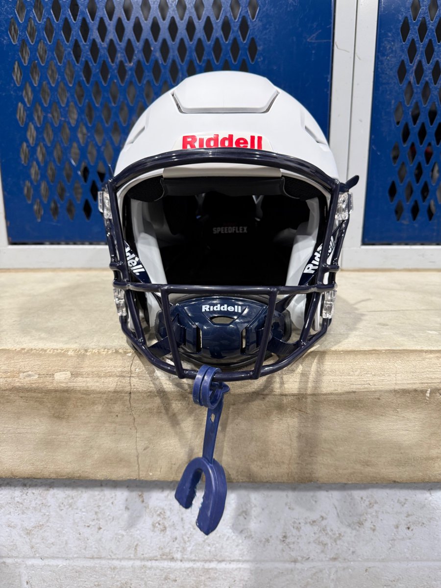 nickthekicker28's tweet photo. New lid‼️‼️ thank you @GreenGridiron for such a smooth process! It’s time to go ball out in it now!! https://t.co/Xe64wVWVmn