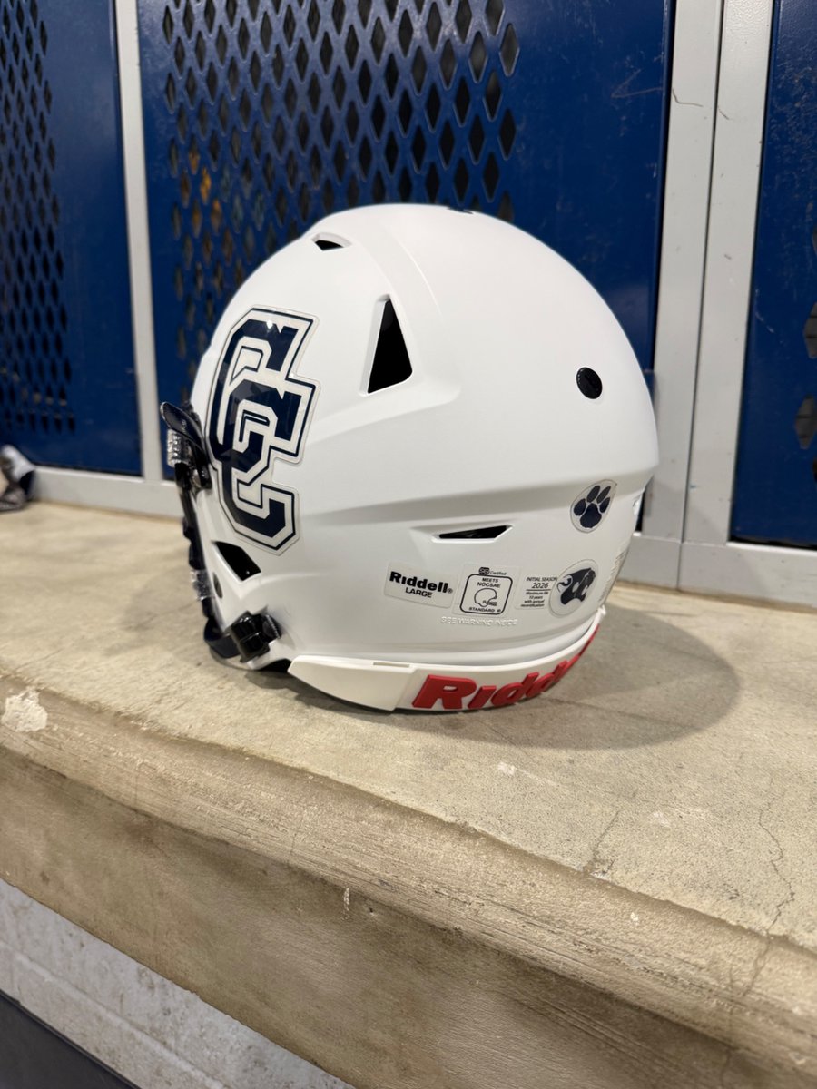 nickthekicker28's tweet photo. New lid‼️‼️ thank you @GreenGridiron for such a smooth process! It’s time to go ball out in it now!! https://t.co/Xe64wVWVmn