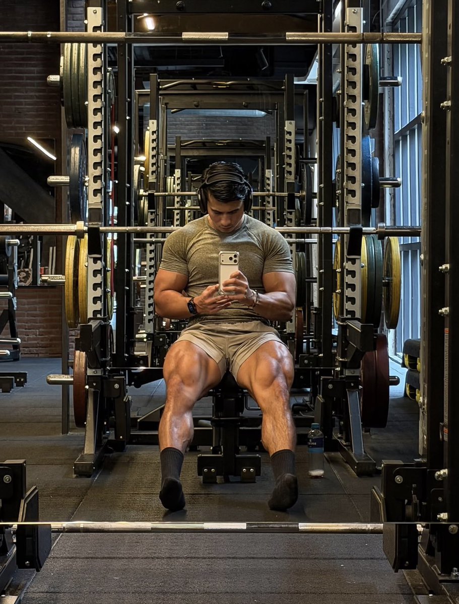 jasonphysique's tweet photo. drumsticks in the making 🍗 https://t.co/keiYvfHjpY