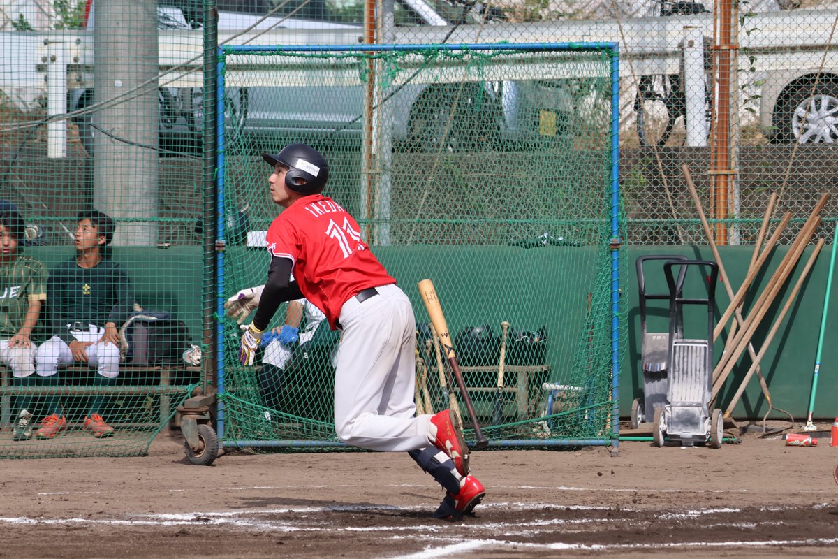 kamashihero's tweet photo. 29日の日経大戦は7-5で敗れました。
先発マウンドの兼次選手は序盤を攻められ2失点するもその後は粘り強い投球で投げ切ります。
志佐選手のタイムリー等で追い上げます。
8回に池田選手がスコアボード直撃の特大アーチを放つと一気に逆転しますが、裏に相手に逆転を許し悔しい敗戦となりました。 https://t.co/gL1cwcyWV4