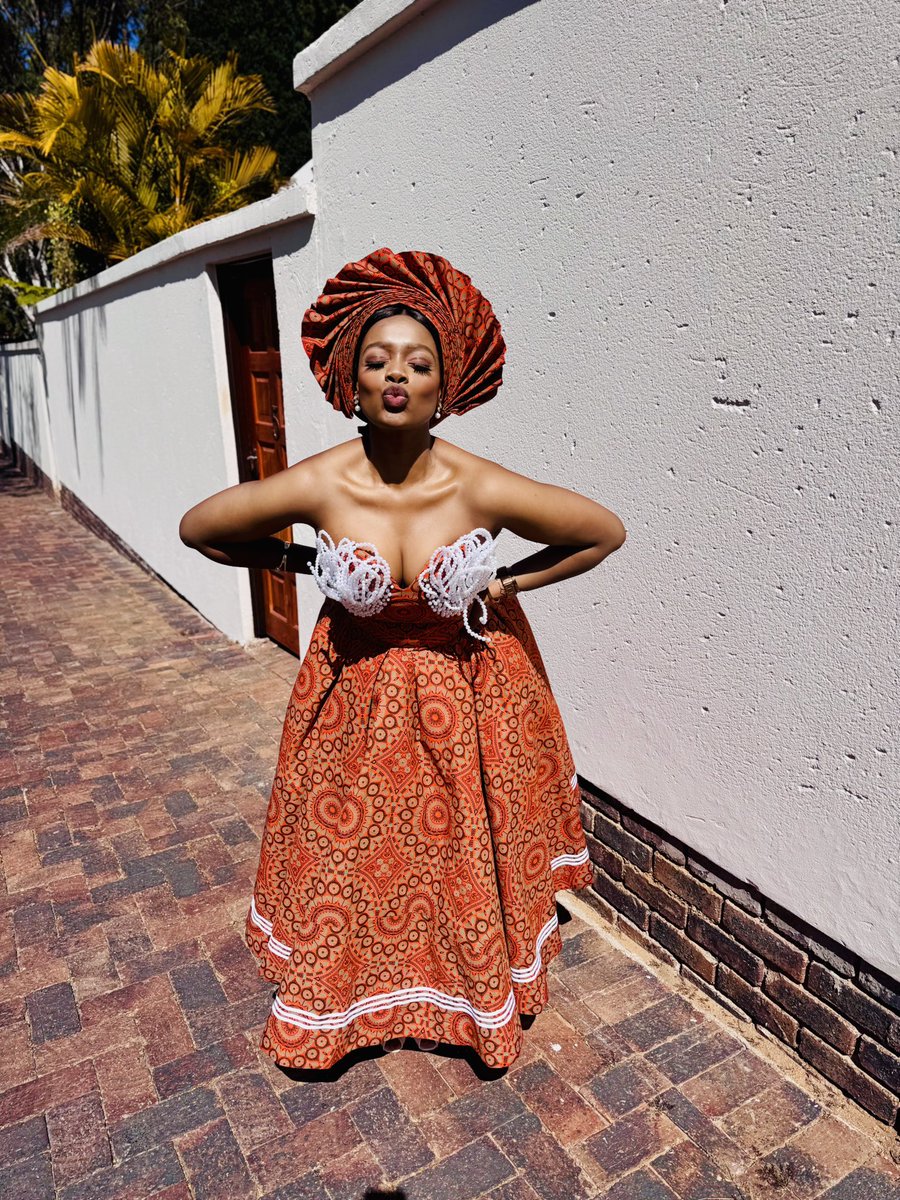 LeeraMthethwa's tweet photo. Heita Mapantsula, julle moenie worry… 🧡 https://t.co/EqpEU8GJIE