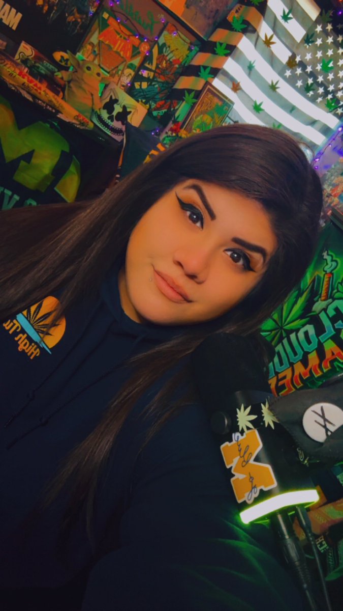 19xxNicole's tweet photo. MW4 BETA- WE’RE SO BACK! 😏
Verified grind ✅
🔗https://t.co/TxFH37rXcC https://t.co/Kx4UgVLPDF