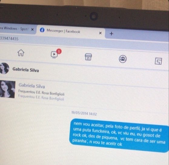 unfollow2000001's tweet photo. desculpa gabriela silva por ter te xingado em 2014 quando vc me mandou solicitação de amizade foi sem querer https://t.co/HmIwJfkYc8